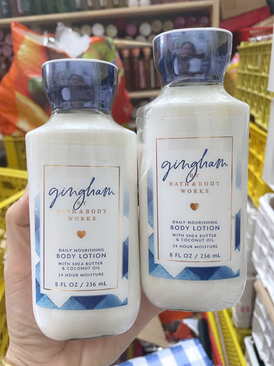 Dưỡng thể Bath & Body Works Gingham Body Lotion 236ml