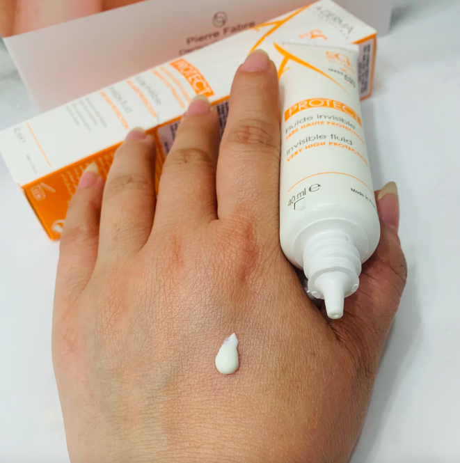 A-derma Protect Invisible Fluid Very High Protection SPF50 40 ml