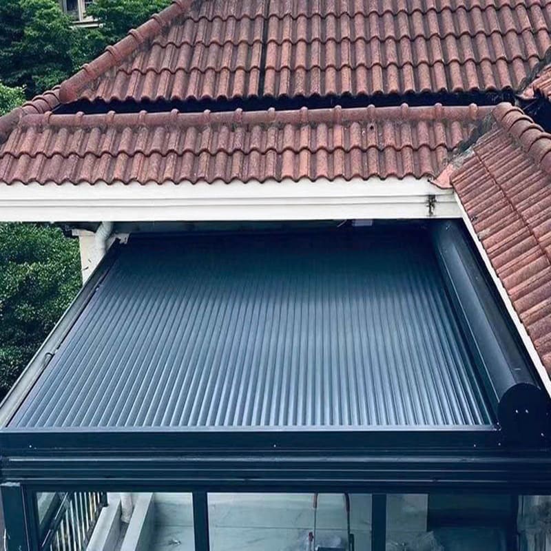 Báo giá mái nhôm cuốn che mái kính chống nóng mới nhất 2026