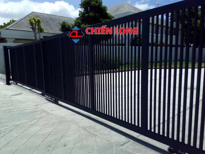 Mẫu cửa cổng lùa ngang vớt chất liệu bền bỉ chống han rỉ bền bỉ với thời gian