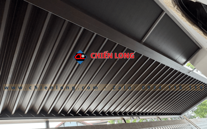 hệ mái nhôm xếp trượt điều khiển từ xa