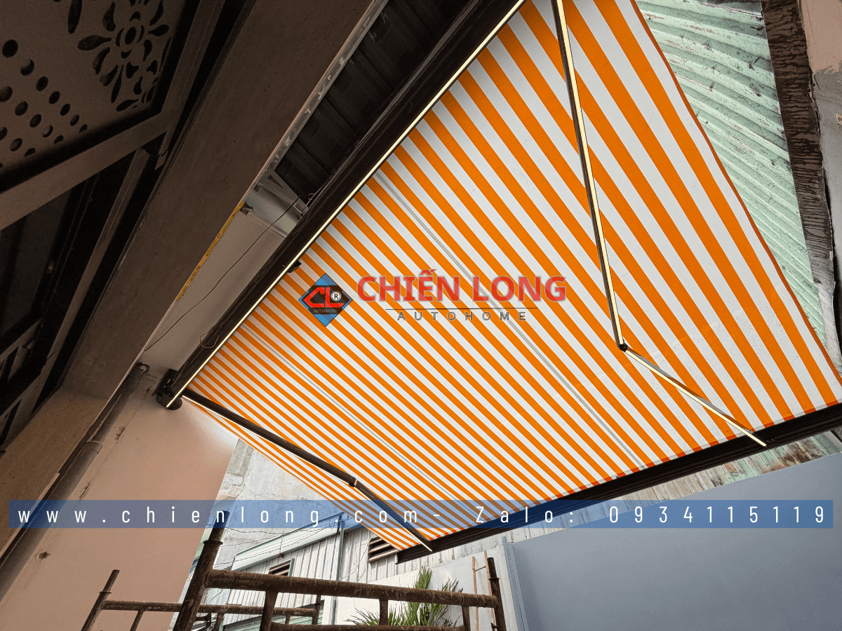 Mái hiên tự động cam sọc trắng Chiến Long Autohome