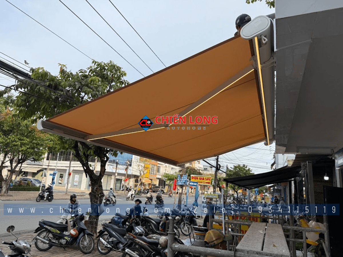 Mái hiên tự động cao cấp DQB tại Long Thành Đồng Nai