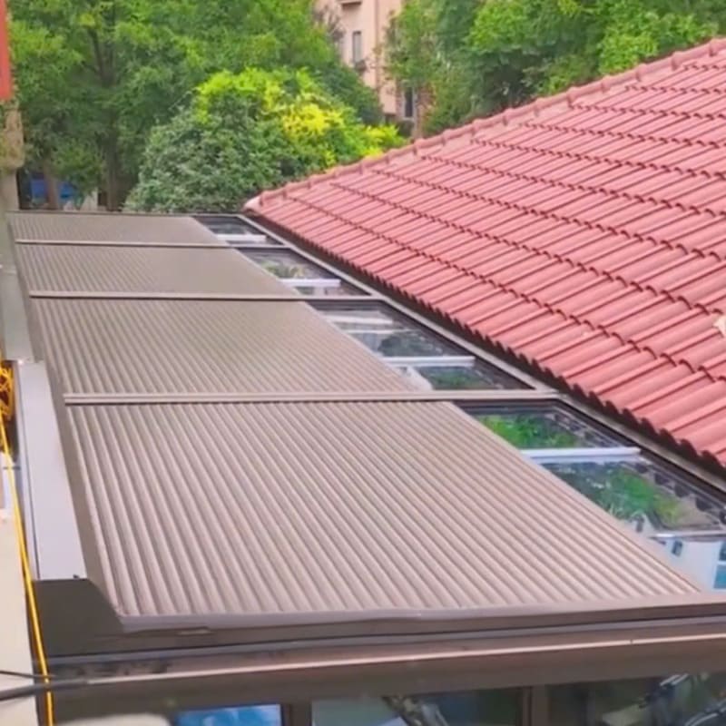 Mái nhôm cuốn tự động điều khiển từ xa cao cấp