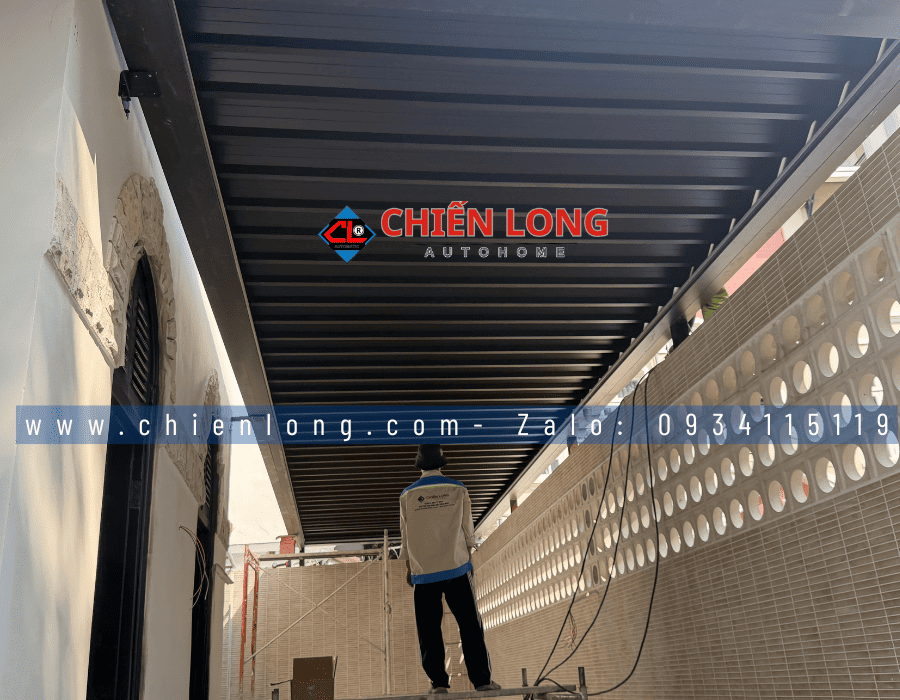 Mái nhôm xếp trượt che mái kính chống nắng mưa hiệu quả