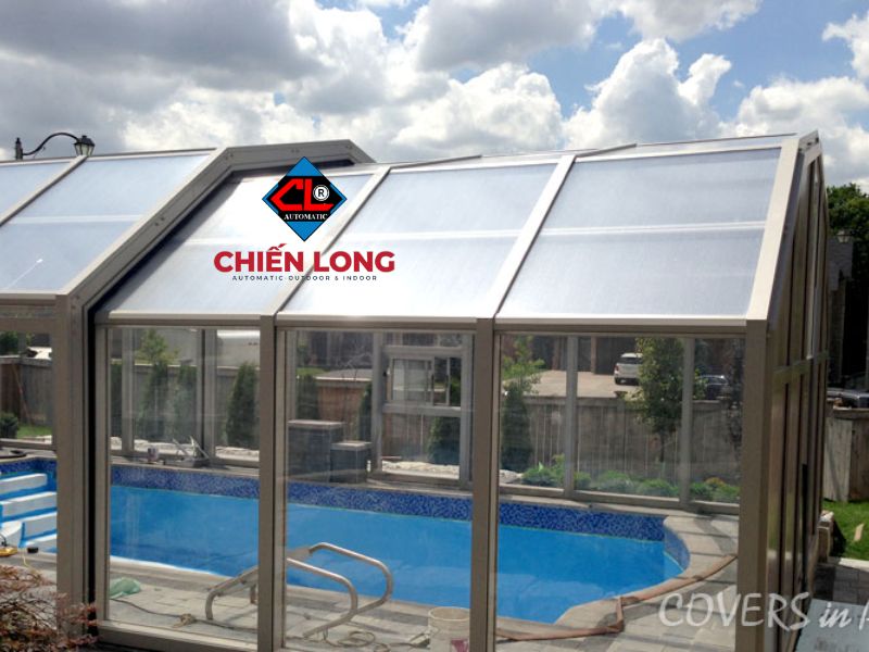 Mái xếp lớp tự động cao cấp cho phép người dùng điều chỉnh độ mở của mái