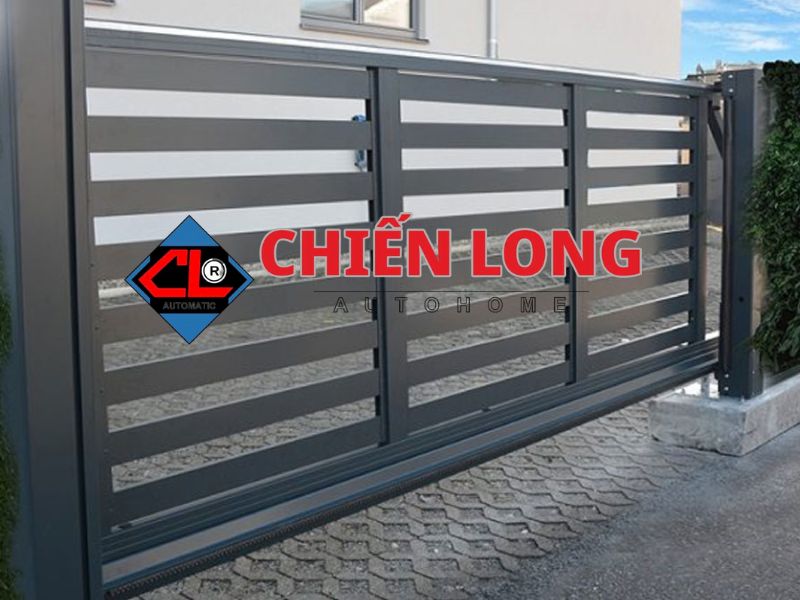 Cửa cổng lùa ngang hiện đại, khung thép sơn tĩnh điện, trượt êm và tiết kiệm không gian