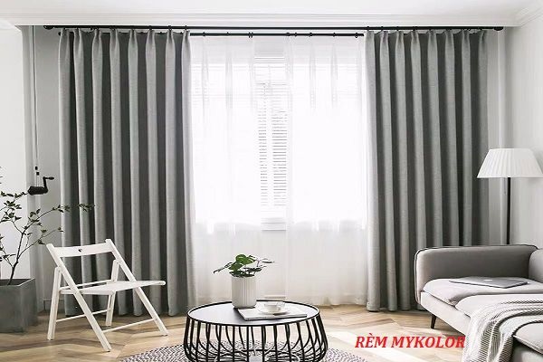 Chiếc rèm cửa 2 lớp hiện đại phù hợp cho phòng khách