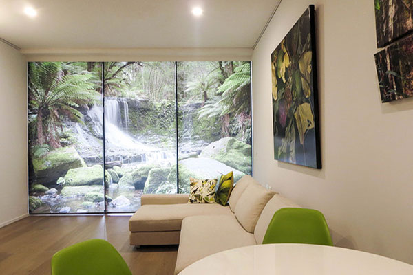 Rèm cuốn in tranh có khả năng chống nắng tốt