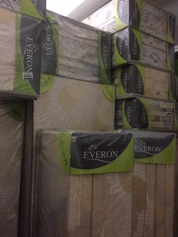 Đệm bông ép Everon mầu sắc tươi sáng