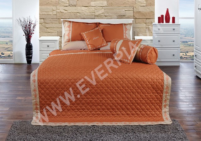 Bộ chăn ga Everon Es 1505 chụp với chăn hè