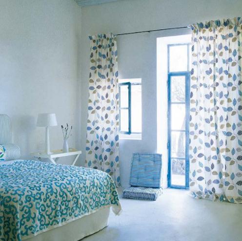 Mẫu rèm cửa in lá trang trí cửa phòng ngủ