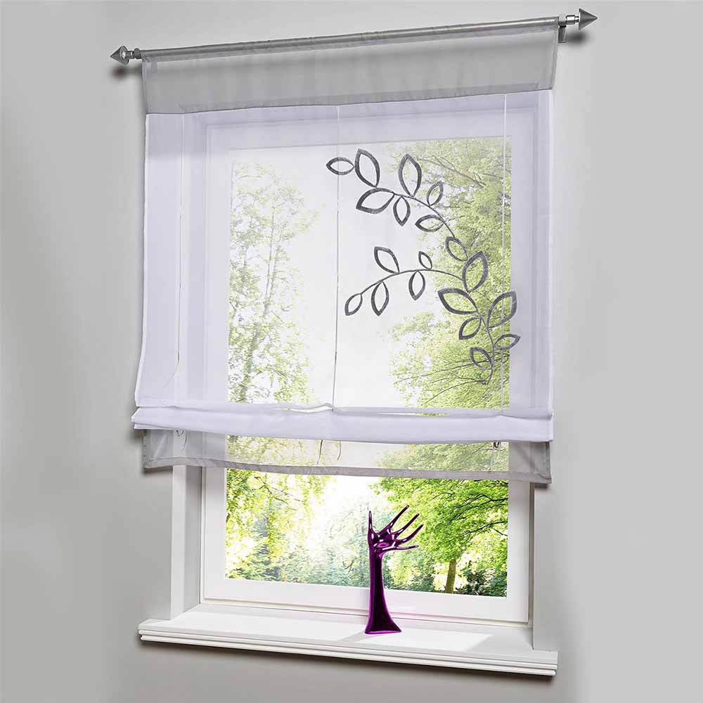 Mẫu rèm cửa phòng bếp chất liệu vải mỏng