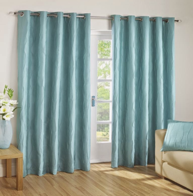 mau rem cua phong ngu mau xanh ngoc moi la