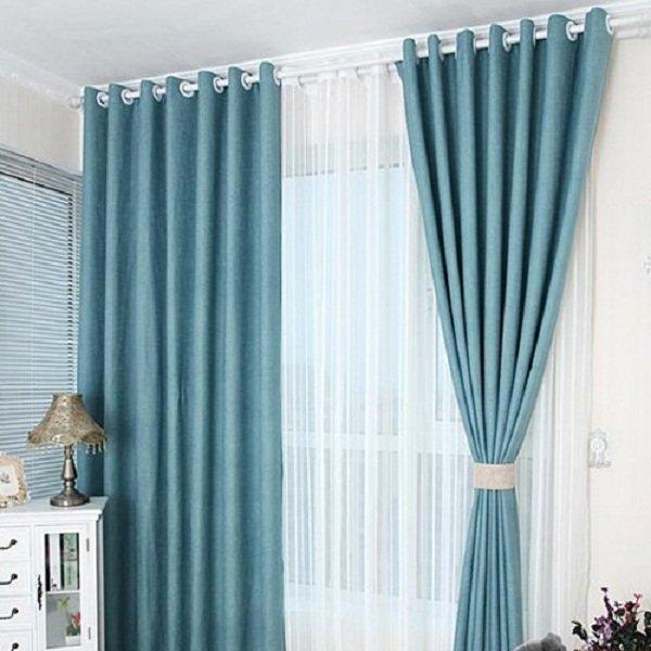 Rèm cửa phòng ngủ một màu đơn giản không lỗi thời tại Quy Nhơn