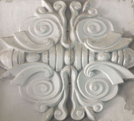 Hoa chân cột vuông