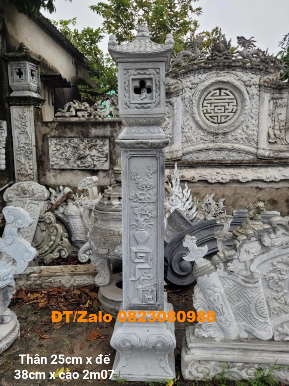 Cột đèn bê tông giả đá