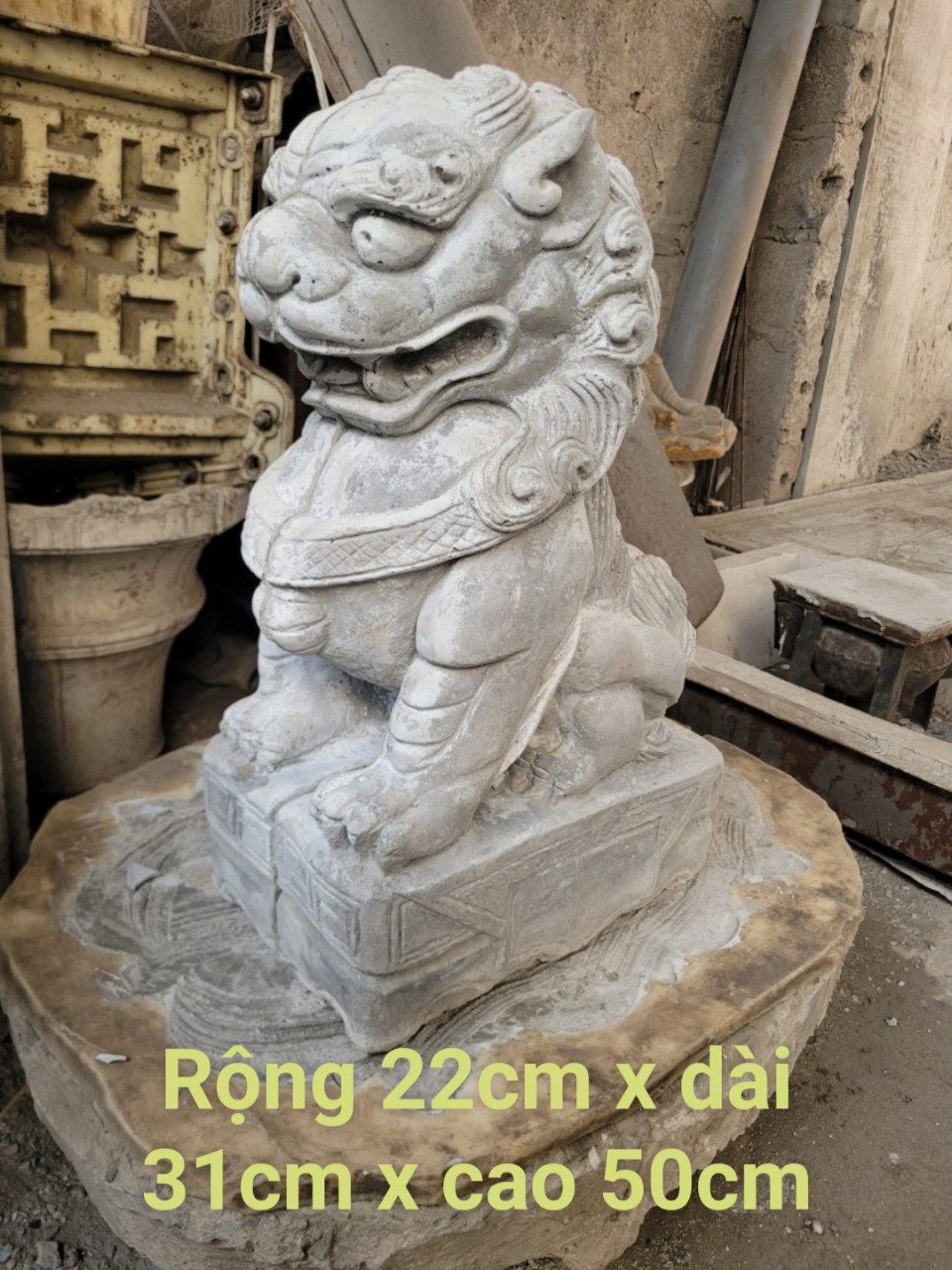 Con lân, sư tử bê tông giả đá
