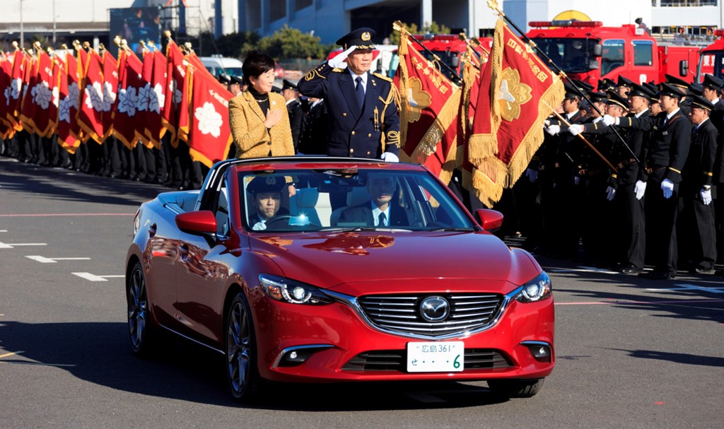 Mazda6 với diện mạo mui trần lạ mắt Mazda6 với diện mạo mui trần lạ mắt