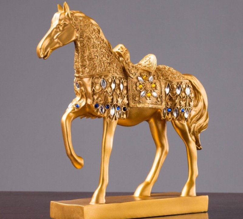 ngựa phong thủy biểu tưởng của thành công và tài lộc giàu có