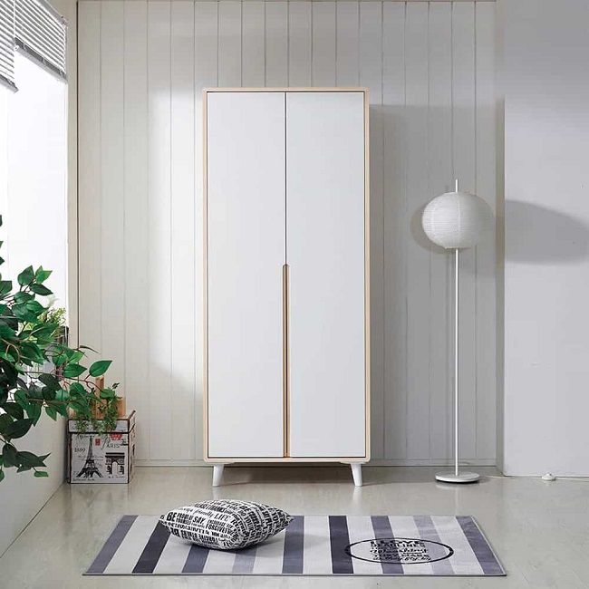 Tủ quần áo màu trắng