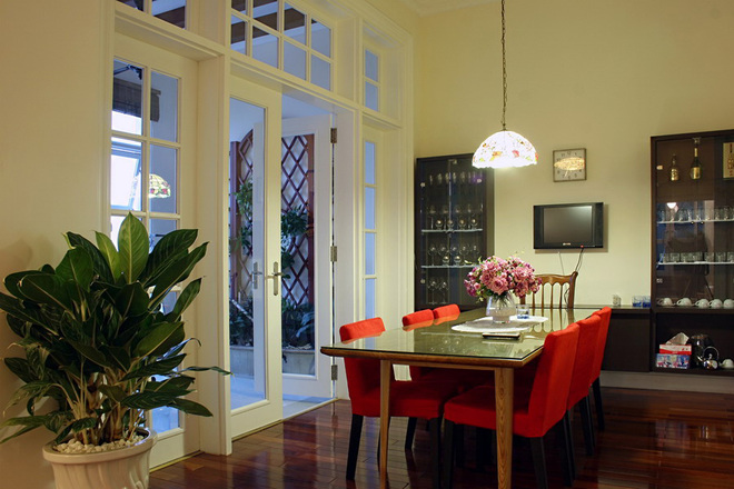 Ngắm căn hộ với thiết kế sân vườn xanh mát