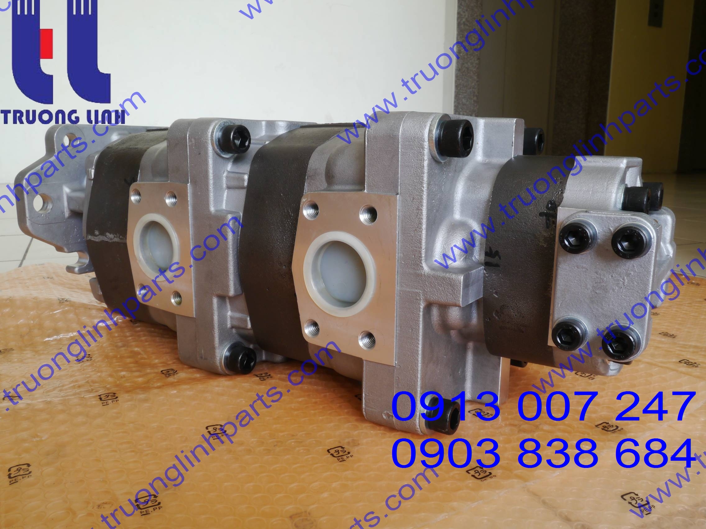 Phụ Tùng Máy Xúc Kawasaki, hydraulic pump xe Wheel Loader kawasaki