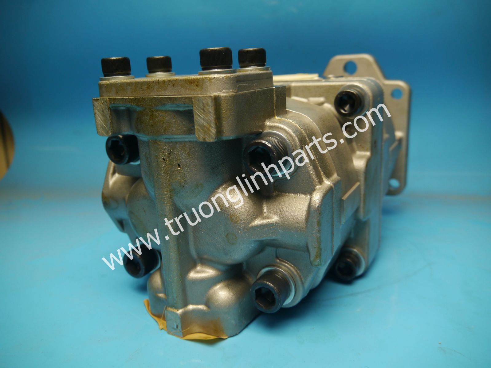 hydraulic pump - hydraulic gear pump- Bơm Chính 705-11-38000 Xe Wheel Loader 540 545-1 W180-1
