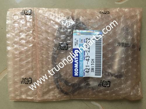 Công tắc áp lực WA380-3, WA420-3, WA470-3, WA500-3, WA600-3D, WA700-3, WA900-3, WA800-3