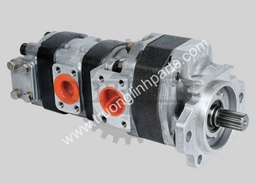 Bơm nâng hạ thủy lực là phụ tùng xe cẩu quan trọng trong hệ thống