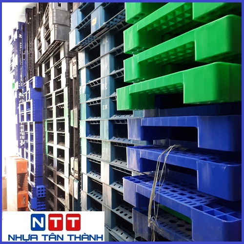 BÁN PALLET NHỰA QUẬN 10.