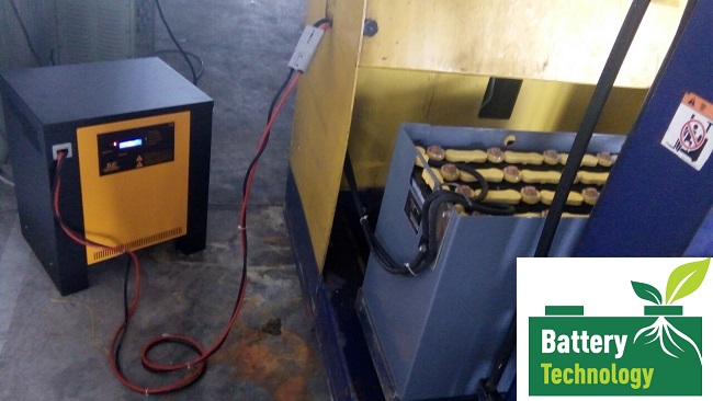 máy sạc ắc quy xe nâng