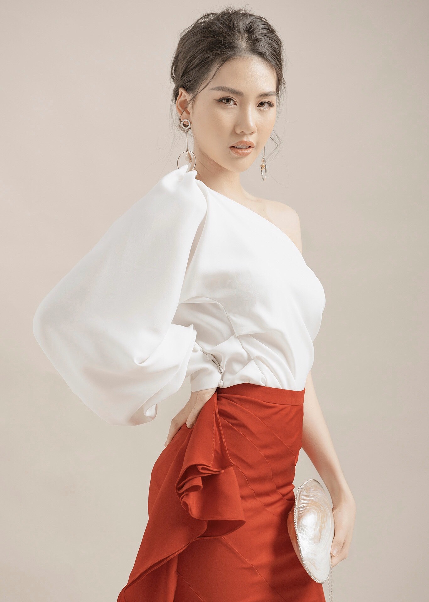 set-ao-vay-kieu-ao-tay-dai-lech-vai-vay-beo