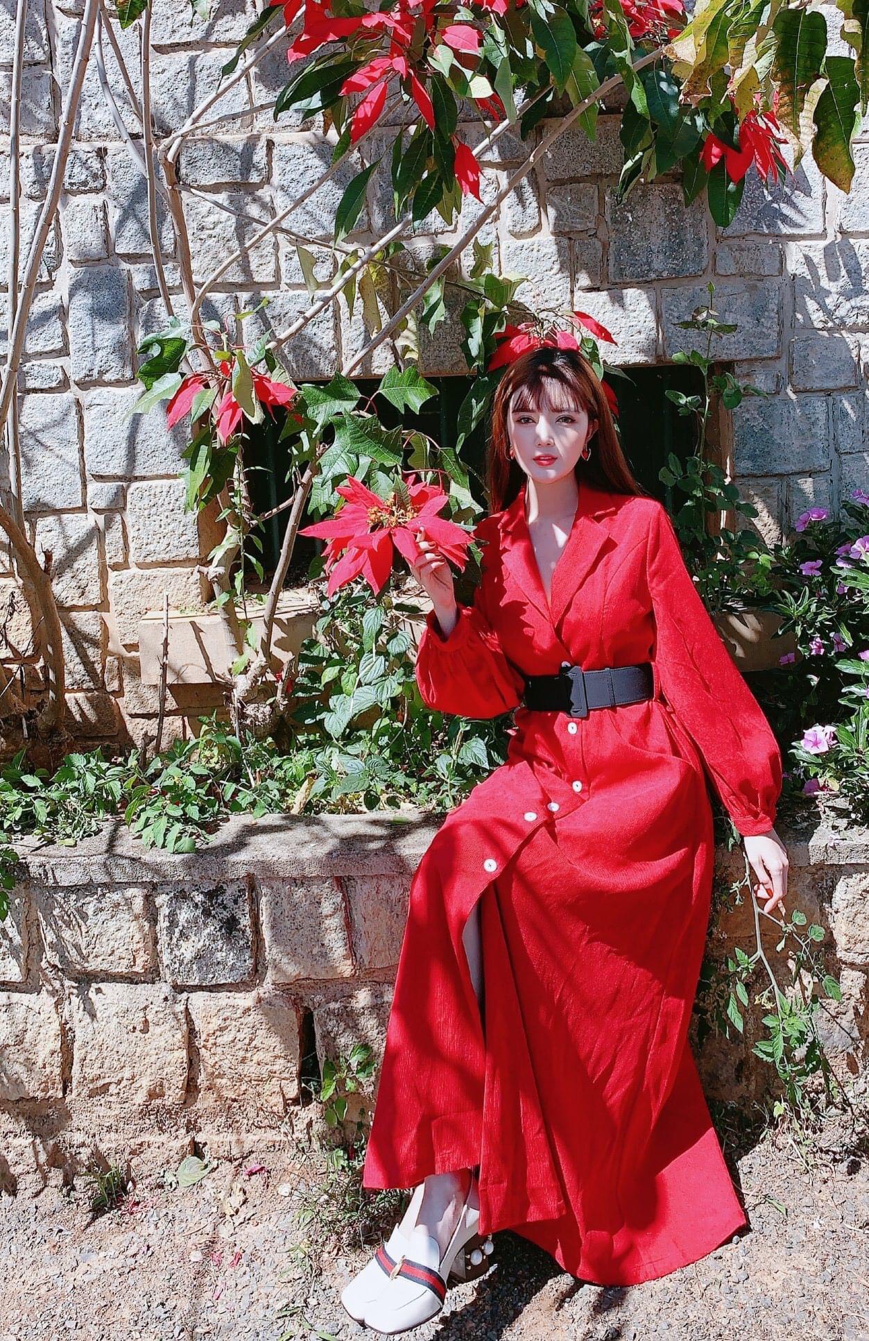 dam-da-hoi-kieu-co-so-mi-tay-dai-phong-sang-trong