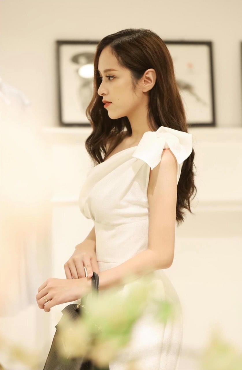 dam-om-body-kieu-lech-vai-no-vai-xep-ly-bung