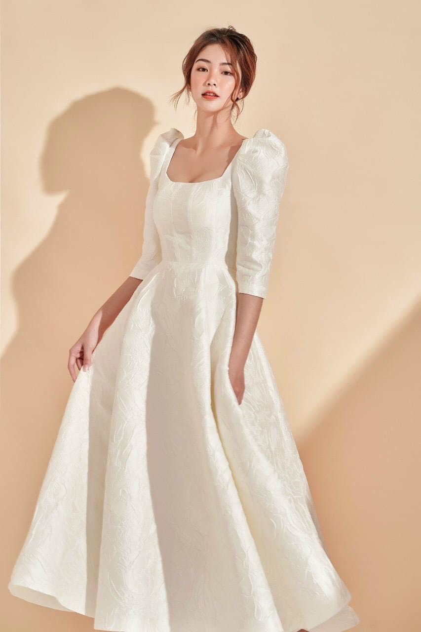 dam-da-hoi-kieu-xoe-co-vuong-tay-phong-lung