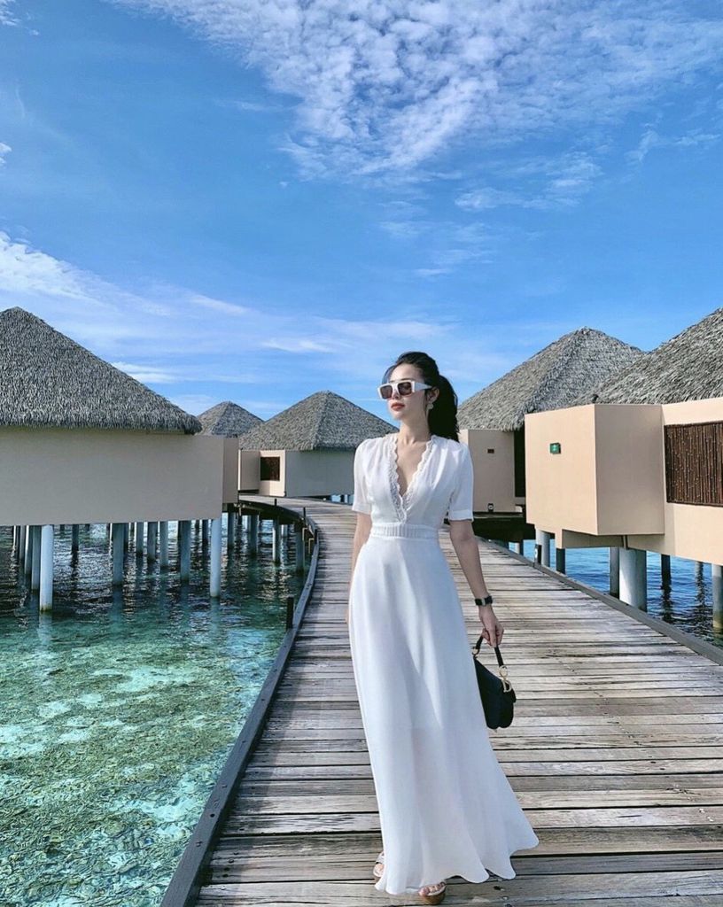 dam-maxi-kieu-tay-con-xe-nguc-phoi-ren-cao-cap