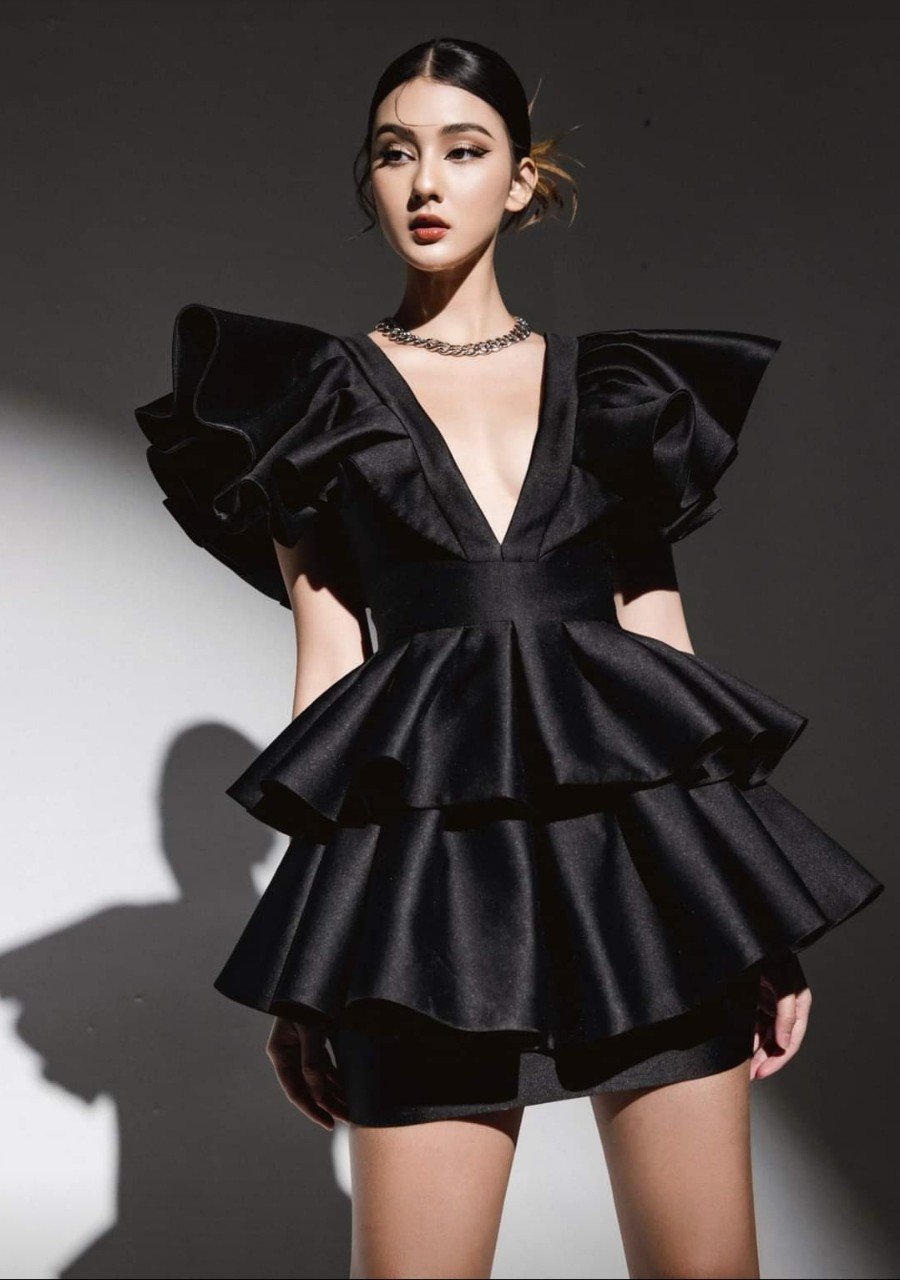 1511-set-ao-vay-kieu-ao-xoe-tang-xe-nguc-phoi-vay-ngan