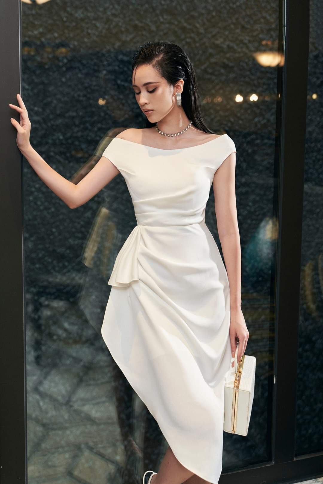 dam-om-body-lech-vai-phoi-beo-eo-xeo-ta