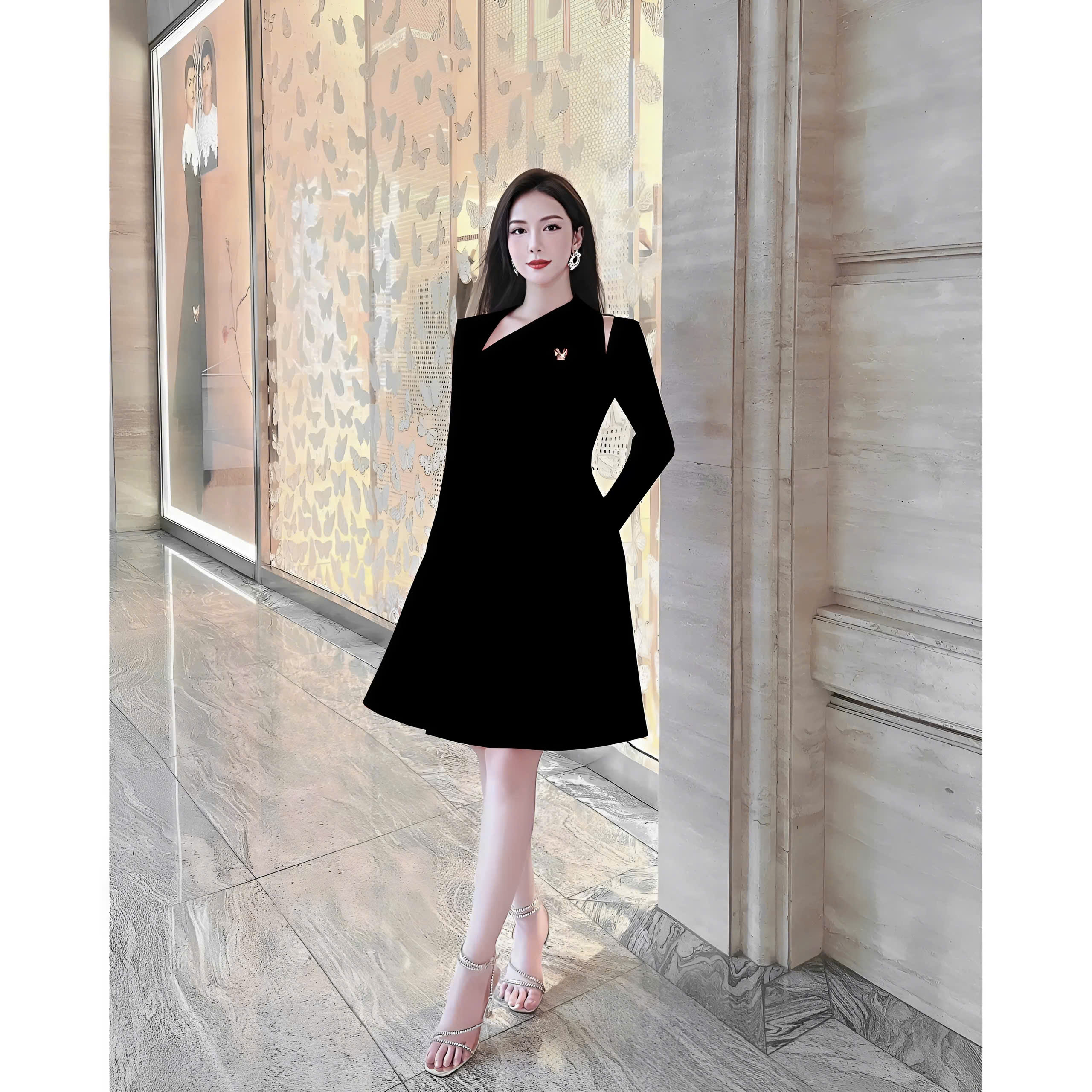 Đầm dự tiệc dáng xoè ngắn tay dài phối logo sang trọng