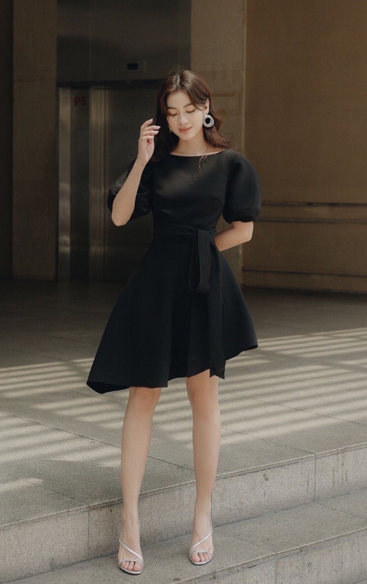 dam-xoe-kieu-tay-con-phong-xeo-tay-day-eo