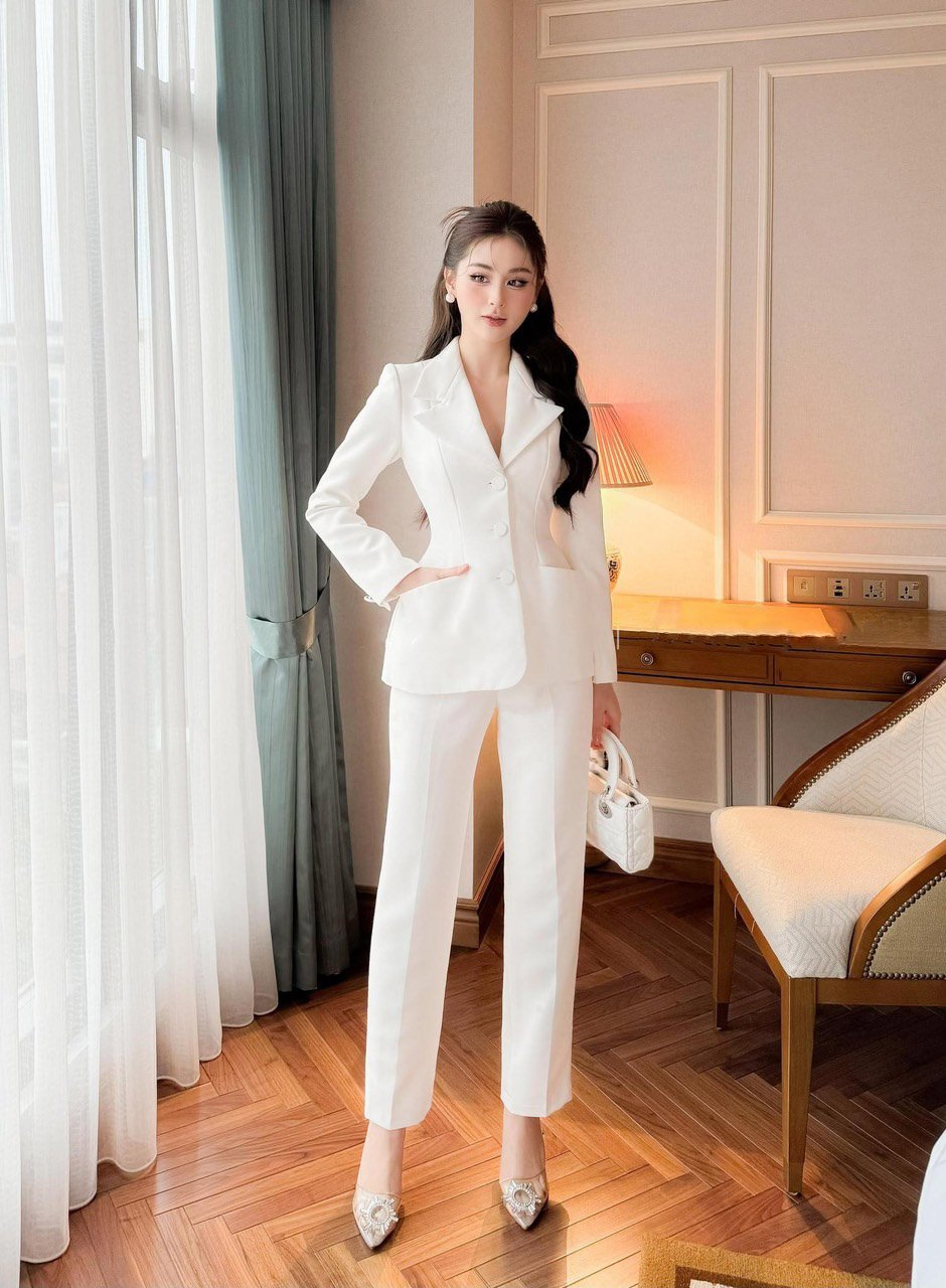 Set bộ vest kiểu áo tay dài phối nút quần baggy sang trọng