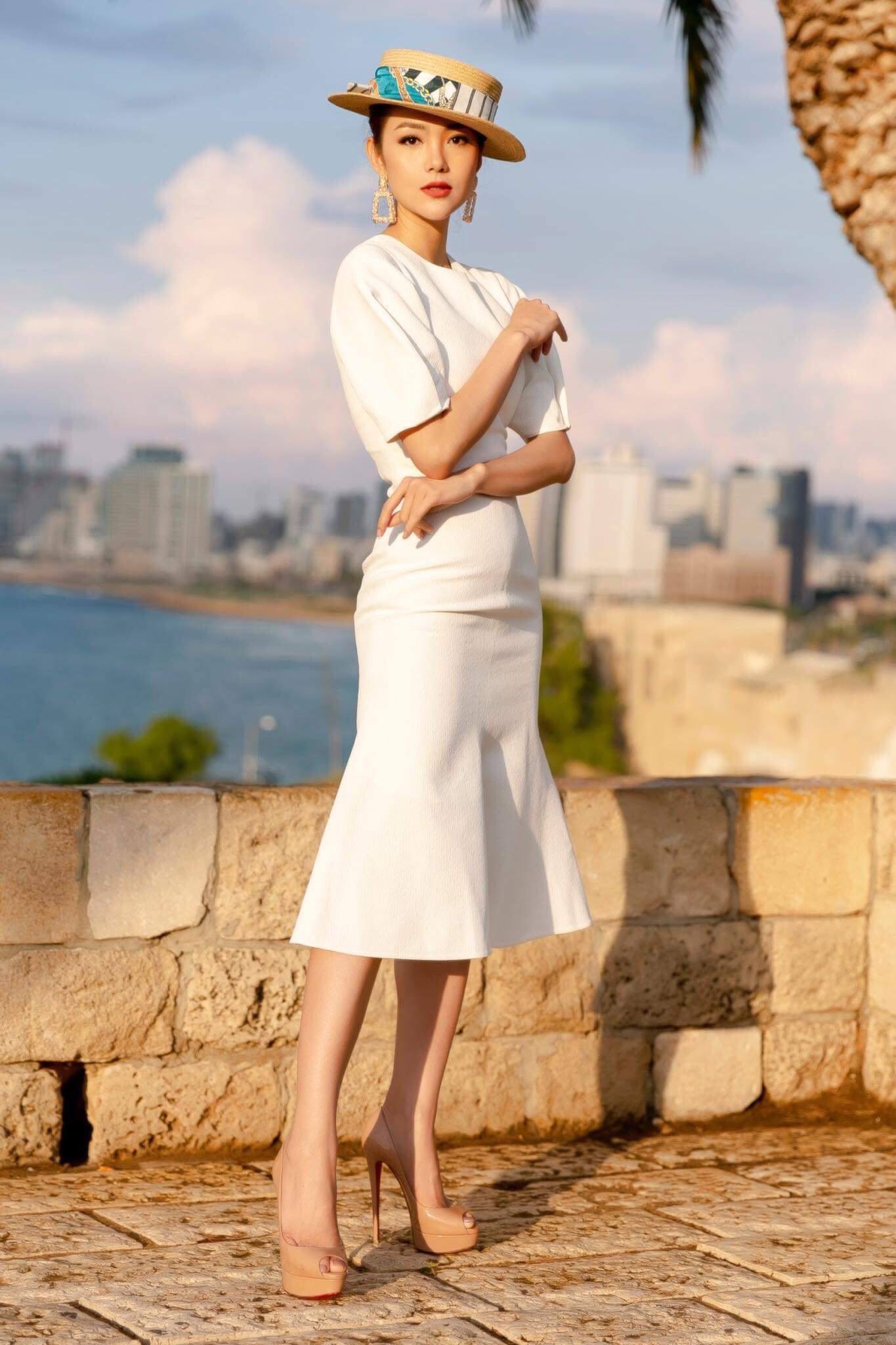 dam-om-body-kieu-tay-con-phong-duoi-ca