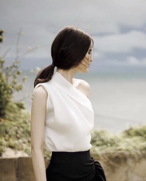 ao-vay-kieu-ao-lech-vai-vay-cheo-ta-beo