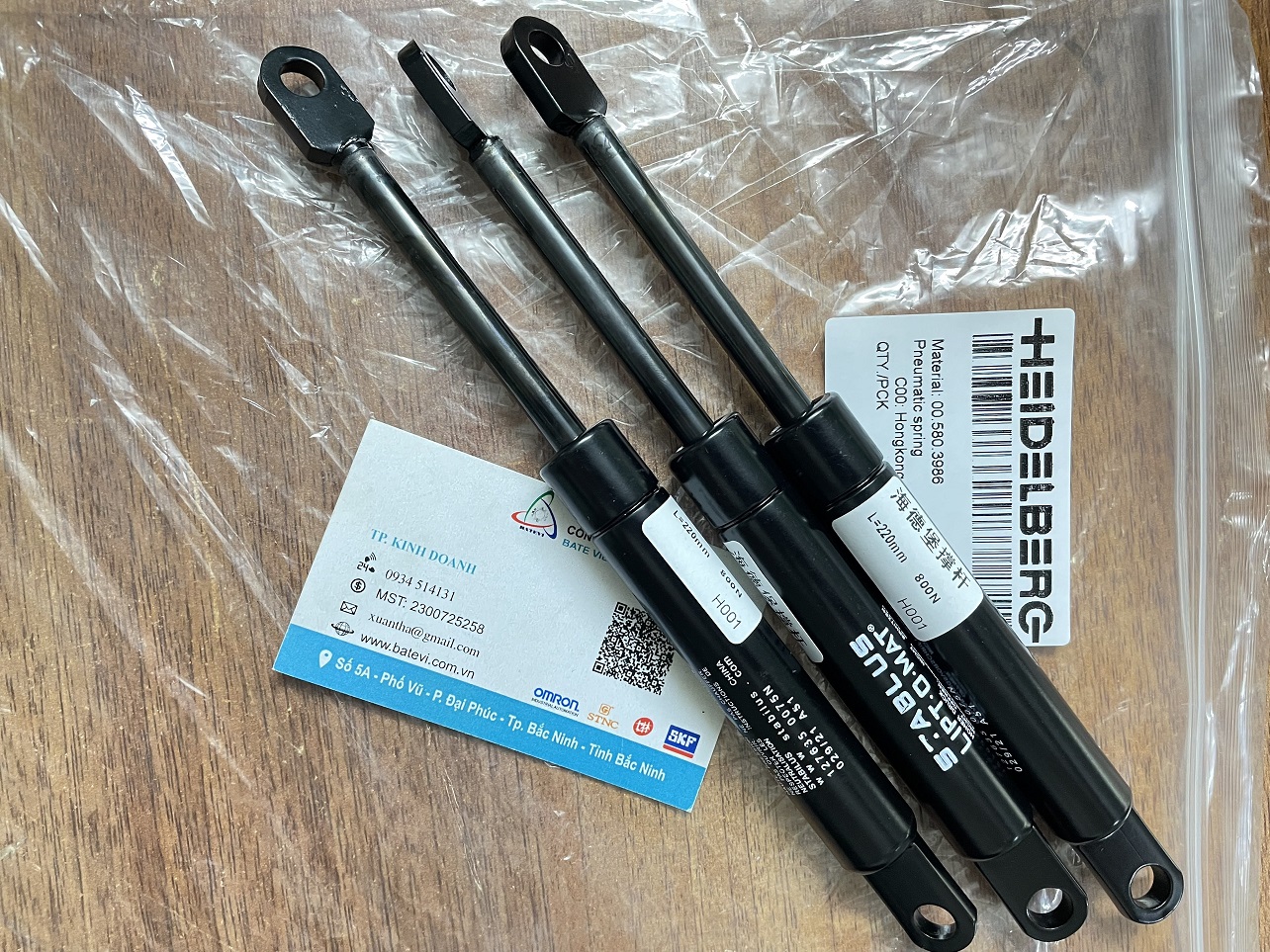 Pneumatic spring 00.580.3986