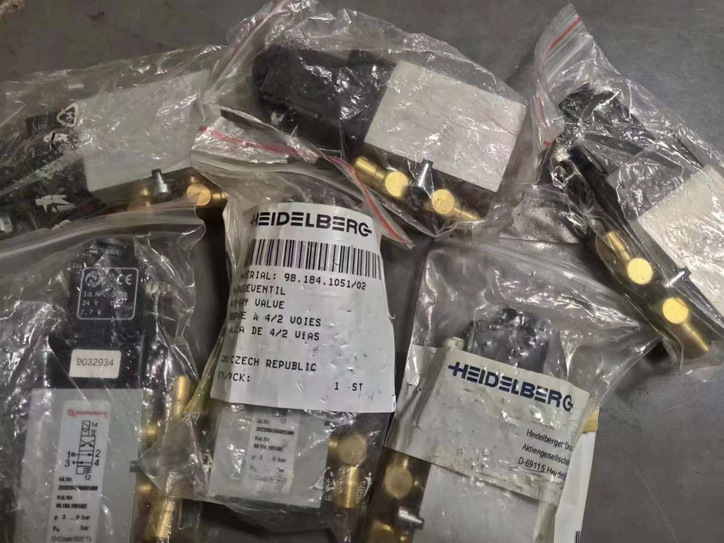 Valve 98.184.1051