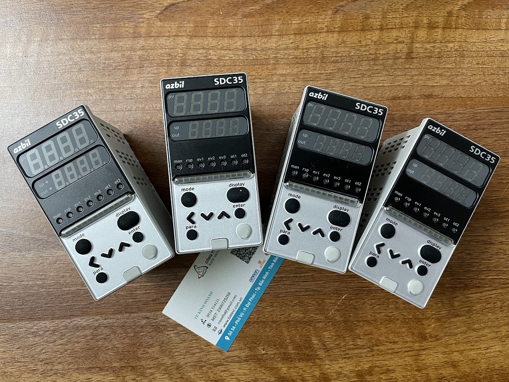 Đồng hồ nhiệt SDC35 C35TC0UA2100