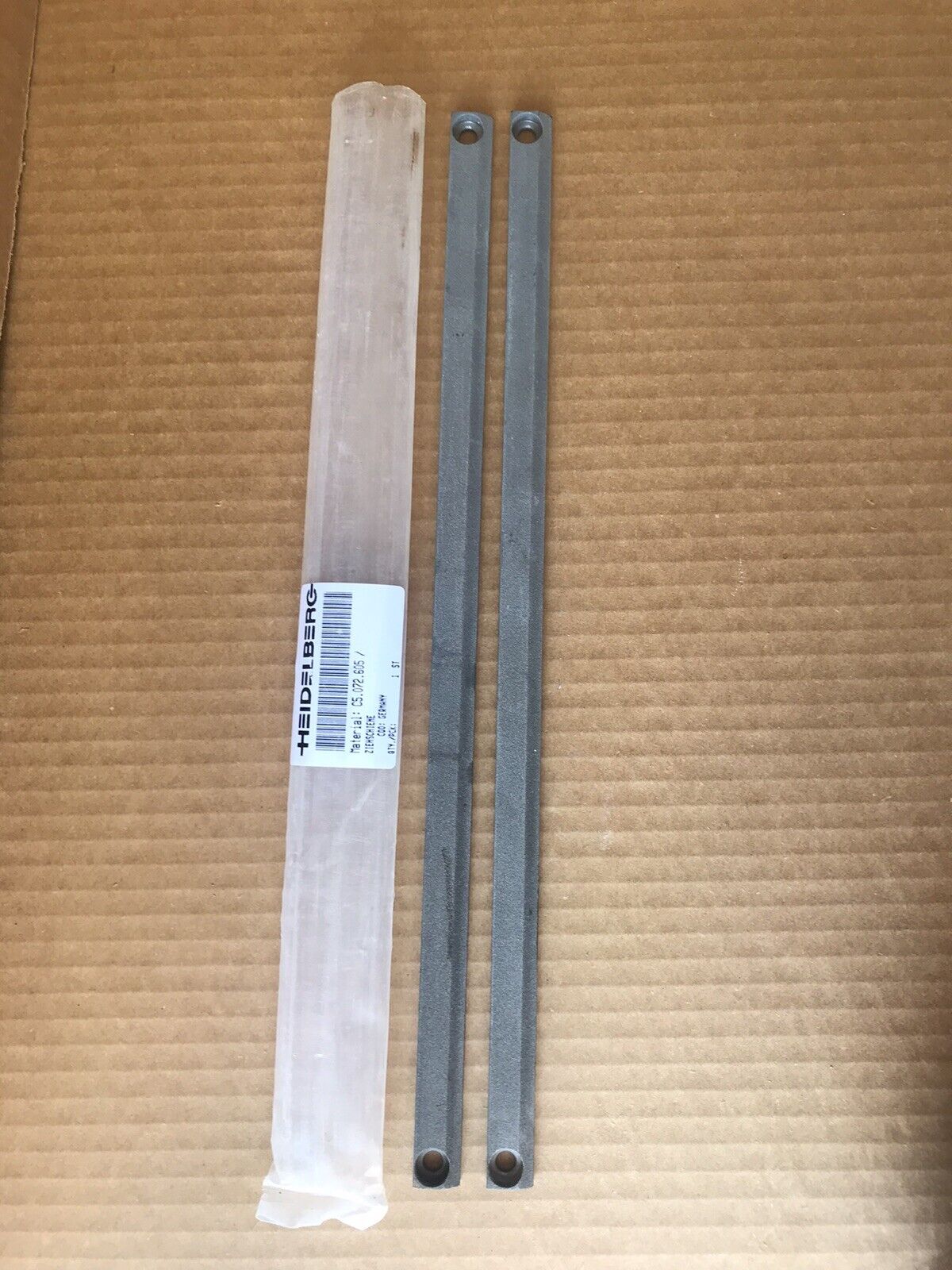 Pull rail C5.072.605