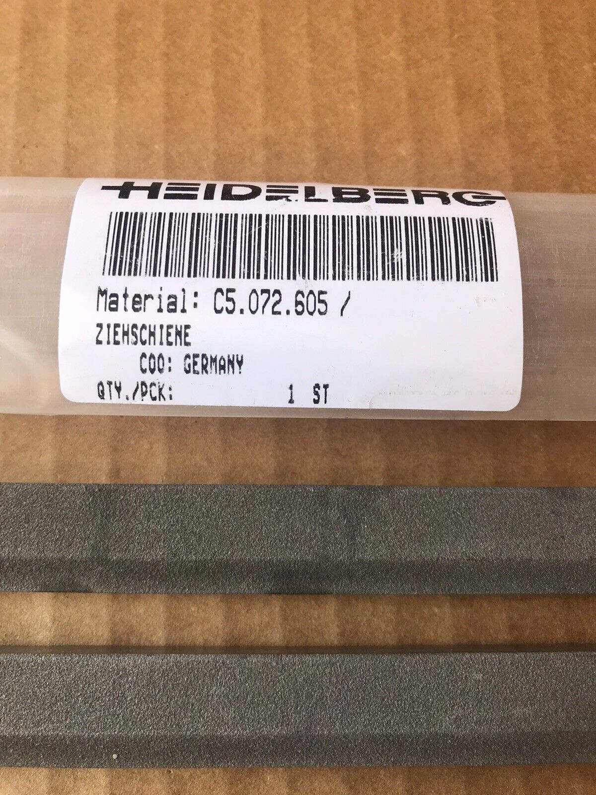 Pull rail C5.072.605