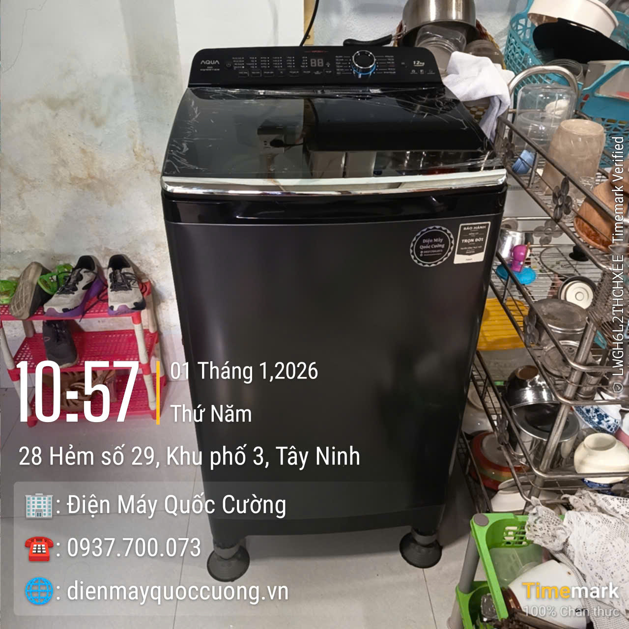 Máy giặt Aqua Inverter 12 kg AQW-DR120HT BK